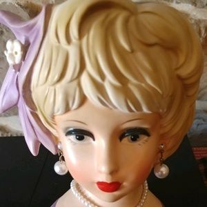 Meet your Posher, Bernadette